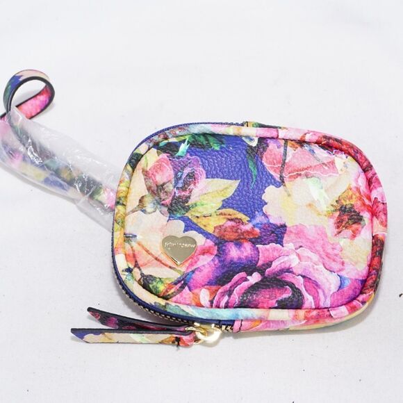 Betsey Johnson Floral Wristlet, New - Picture 1 of 6